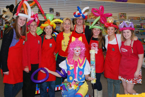 The Imagination Toys Team The Imagination Toys Team